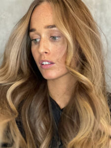 Natural Balayage Hair. What & Why Is It So Popular?